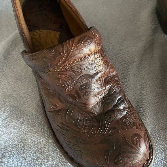 B.O.C Born Concepts | Slip on Shoes Brown size 7 - Picture 4 of 7